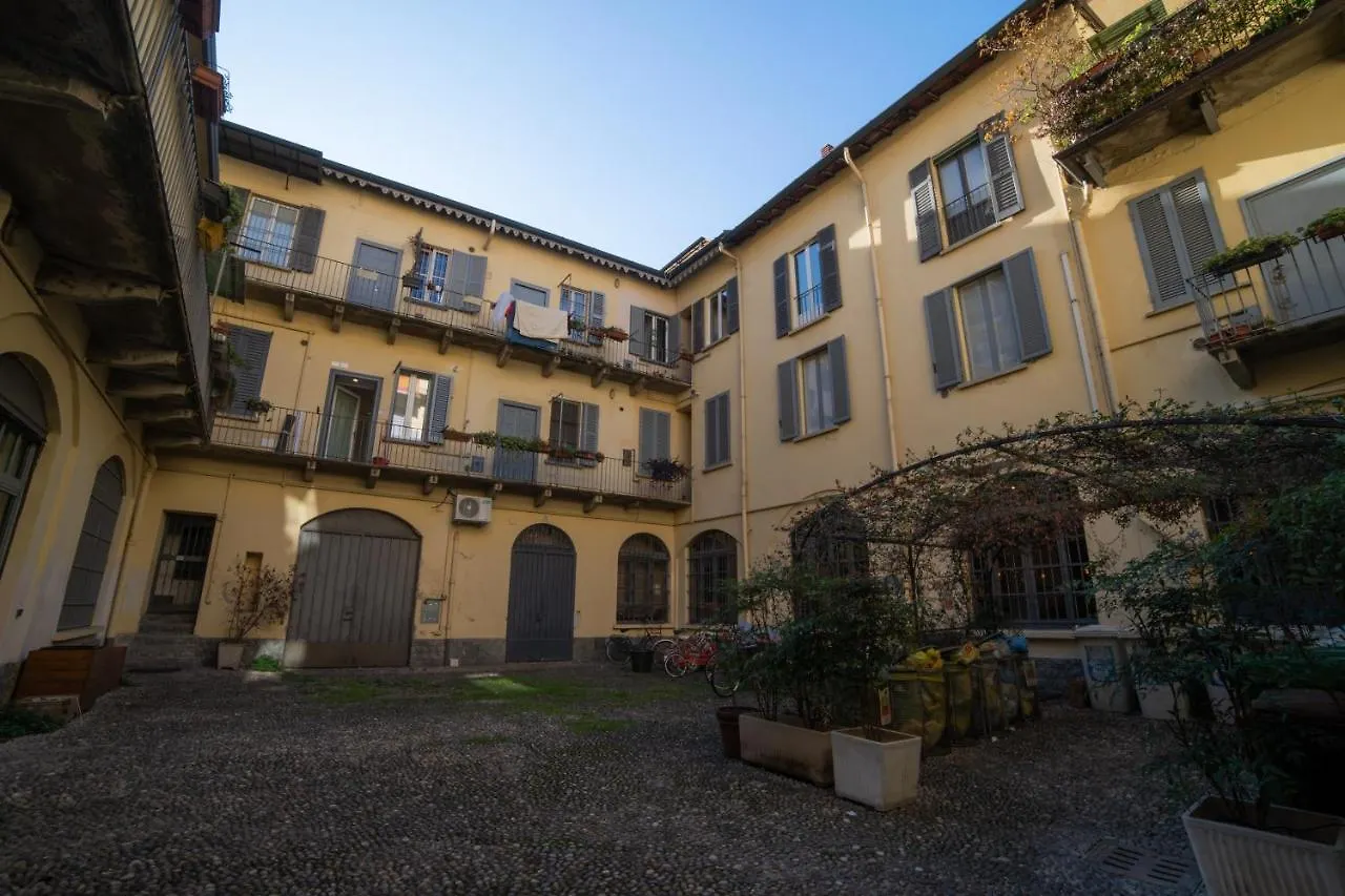 Navigli-Centro-Universita, Amazing New Apartment Milan