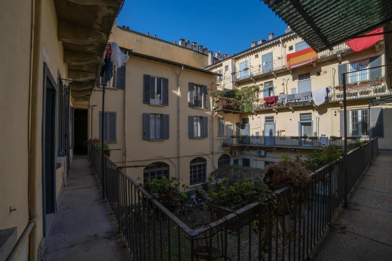 Navigli-Centro-Universita, Amazing New Apartment Milan 0*,